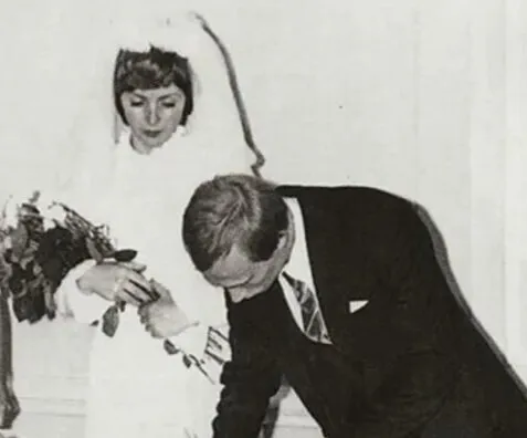 عکس‌هایی از مراسم ازدواج پوتین در مرداد ۱۳۶۲