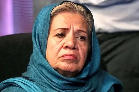 (ویدئو) عصبانیت بازیگر خانه به دوش از سوال مجری روی آنتن زنده