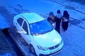 (ویدئو) لحظه زورگیری خشن از زنان سالمند در بندرترکمن