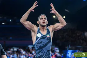 ساعت و تاریخ کشتی رحمان عموزاد در فینال کشتی قهرمانی جهان ۲۰۲۵