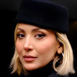 (عکس) استایل مشکی و شهری مینا مختاری همسر بهرام رادان