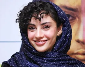 عکس جذاب و تازه ترلان پروانه با تم سیاه و سفید