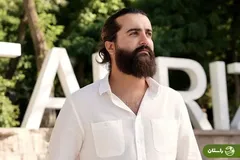 ویدئو |  آواز خواندن مهدی دارابی در شرایط سخت پرواز