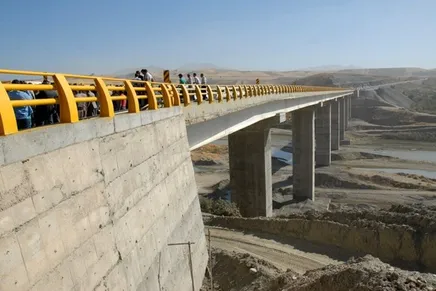 (ویدئو) جاده جایگزین بندرعباس به رودان
