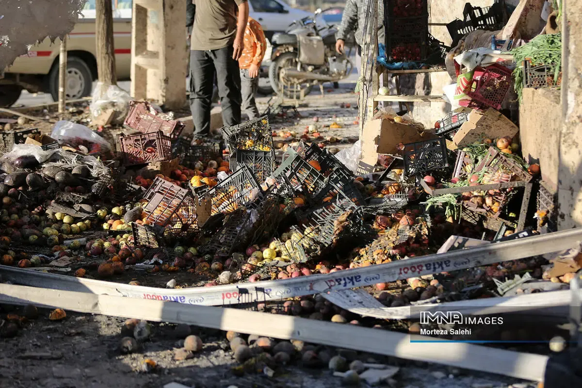 تصاویری از حملات هوایی به یک روستا