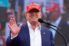 ویدئو | مدل موی جدید دونالد ترامپ خبرساز شد