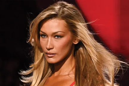 بلا حدید با مو‌های جدید/ بلوند پلاتینی مُد می‌شود