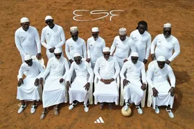 عکس | عجیب اما واقعی؛ طراحی دشداشه ورزشی توسط آدیداس