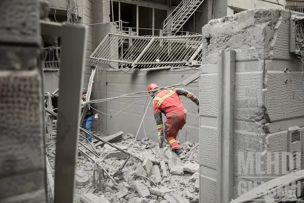 صحنه های تلخ از مردم بی پناه و گرفتار درجنگ