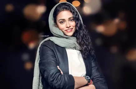 (ویدئو) واکنش الناز حبیبی به صحبت‌های سوگل خلیق در گفتگو با ژوله