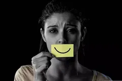 افسردگی پنهان چه نشانه هایی دارد؟