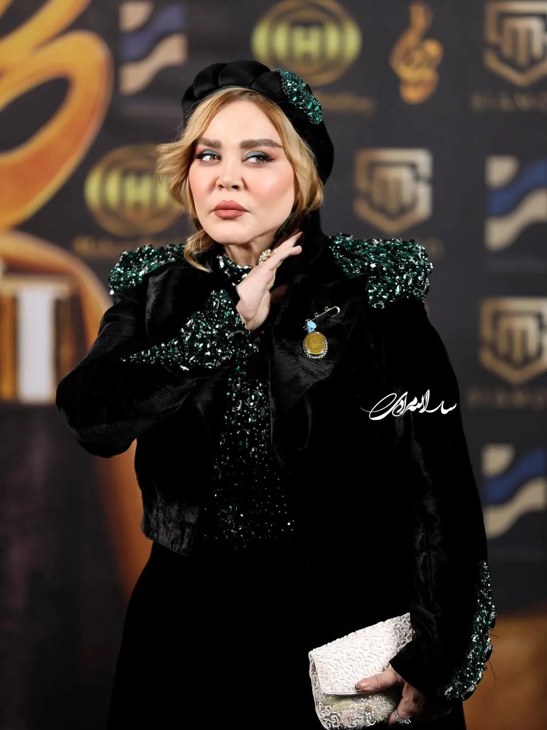 استایل بهاره رهنما در جشن حافظ