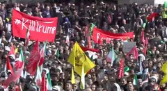 پرچم کشتن ترامپ در مصلی تهران دیده شد