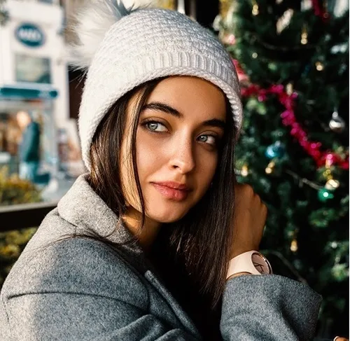 کیمیا حسینی بلاگر