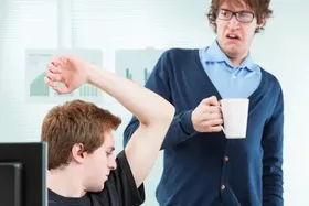 ۶ راهکار برای خلاص شدن از بوی بدن