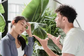 این ۹ نشانه می‌گوید یک مرد به بلوغ عاطفی نرسیده است