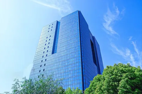 تکذیب ورود اسکناس جدید بانک مرکزی به بازار با تصویر رهبر شهید