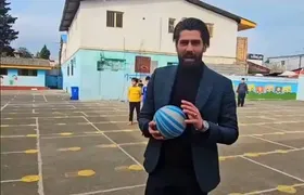 ضربه آزادهای باورنکردنی معلم ریاضی ایرانی همه را شگفت‌زده کرد + ویدئو