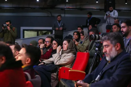 روز سرد جشنواره فیلم فجر؛ نشست‌های کوتاه و غیبت بدون توضیح چهره‌های سرشناس