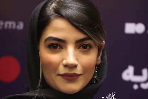 عکس‌های جذاب و زمستانه بازیگر سریال مهران مدیری را ببینید