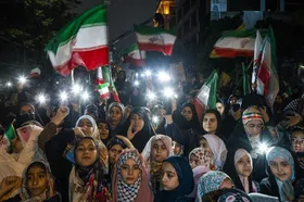 ویدیوی وایرالی از چند دختر جوان در تجمع شبانه