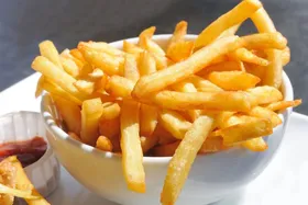 خوردن این غذای محبوب برابر با کشیدن ۲۵ نخ سیگار است