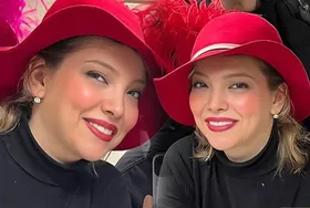 (عکس) تیپ متفاوت صدف اسپهبدی در پشت صحنه تئاتر کورالاین