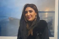 (عکس) استایل نیکی مظفری در نمایشگاه نقاشی بهار نوروزپور