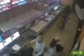 اولین ویدیو از پشت صحنه استودیو شبکه خبر در لحظه حمله اسرائیل