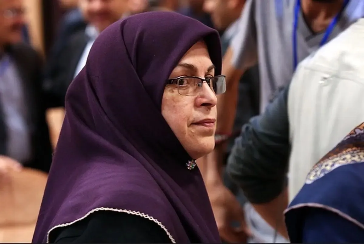 بیوگرافی آذر منصوری