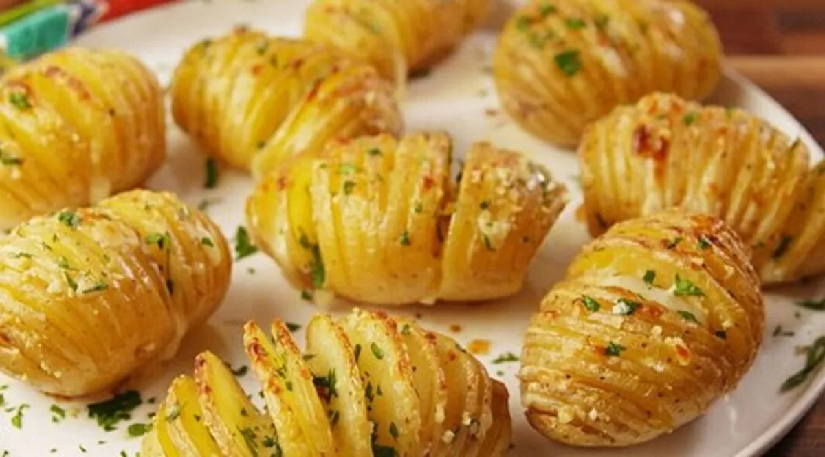 طرز تهیه سیب زمینی تنوری