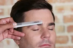 چرا برخی مردان مژه‌هایشان را می‌تراشند؟