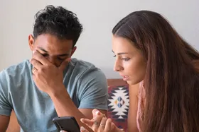 «خرده‌ خیانت» چیست و چه بلایی به سر روابط عاشقانه می‌آورد؟