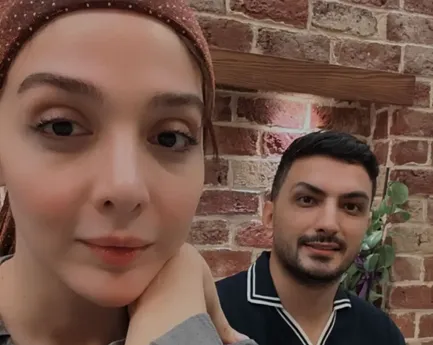 عکس| عاشقانه خاص یاسمنِ لحظه گرگ‌و‌میش برای همسرش